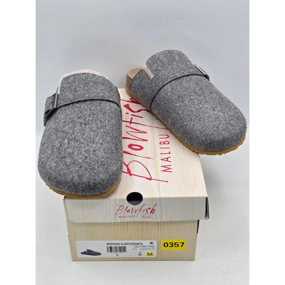 Blowfish Malibu Weekend-K Clogs Kids Size 6 Grey Felt Buckle - New